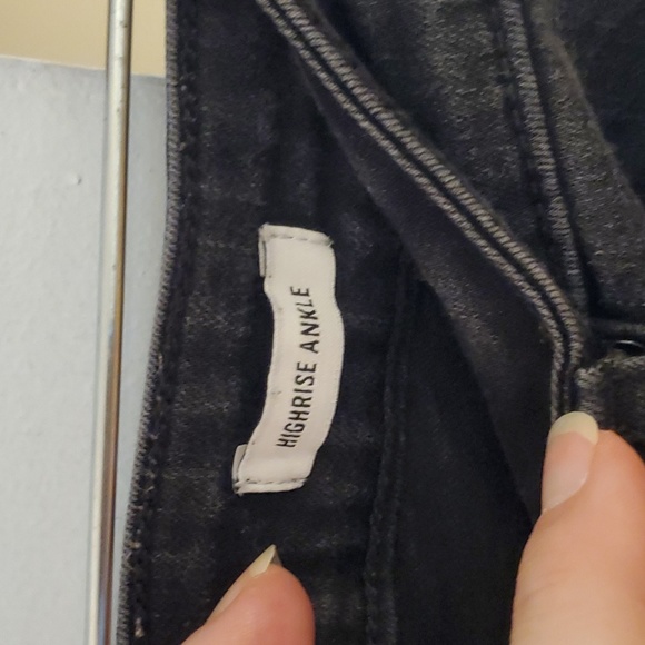 William Rast sculpted high rise ankle jeans - Picture 3 of 8